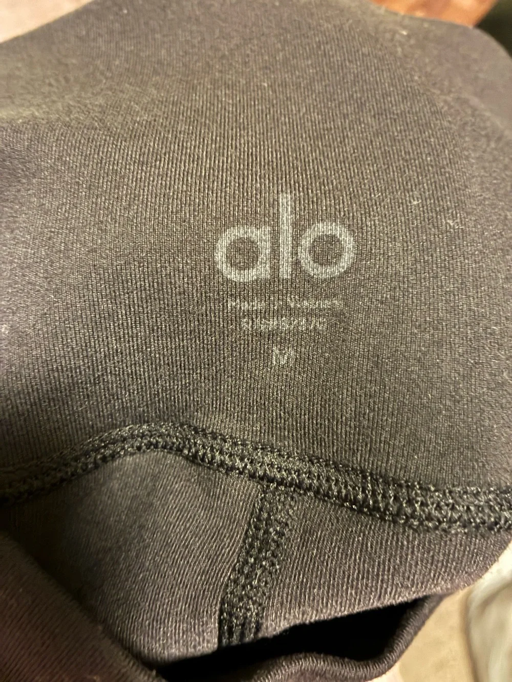ALO Yoga Airbrush Leggings Full Length in Black Size Medium